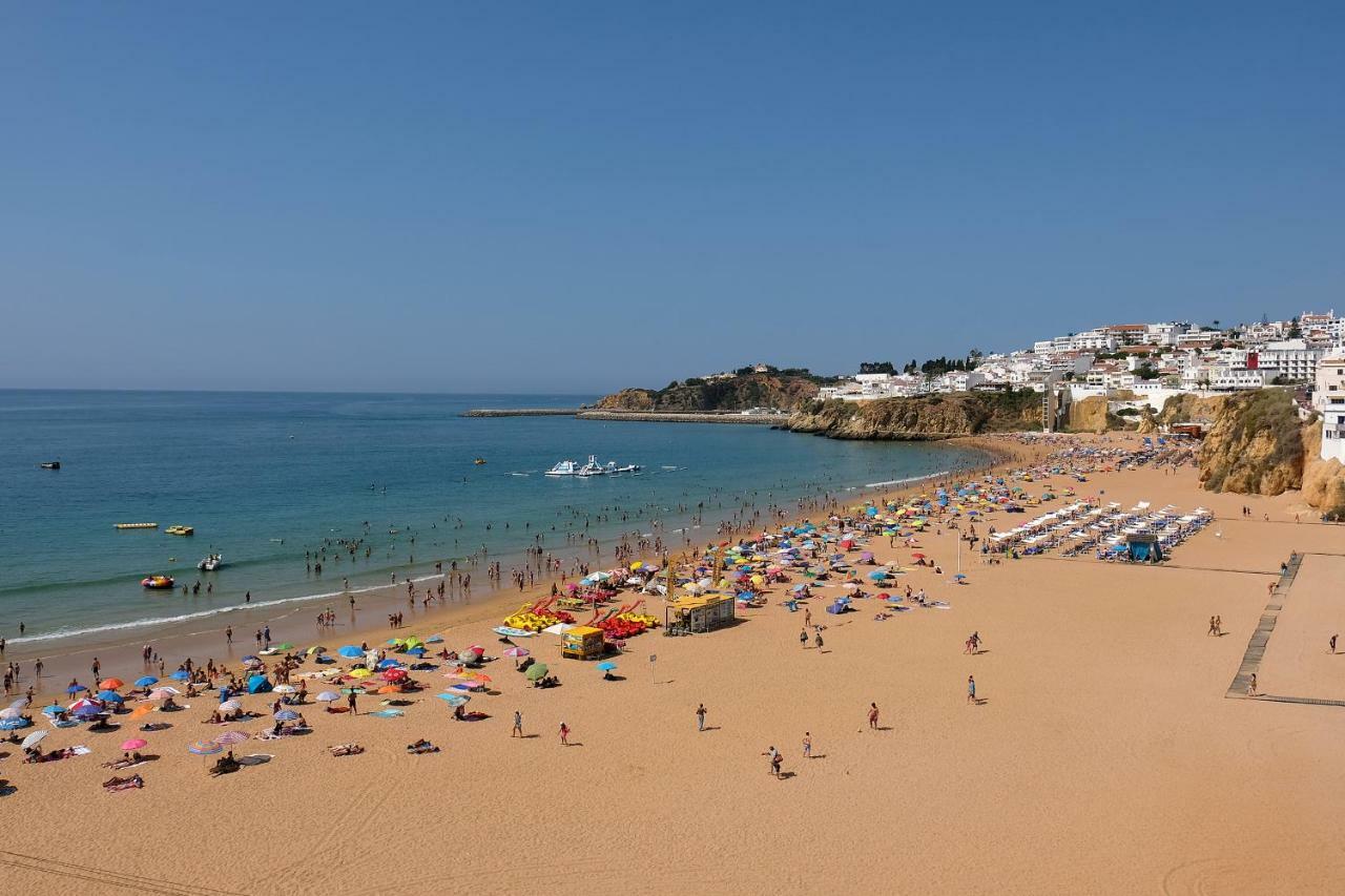 Lotus Villa, * Albufeira