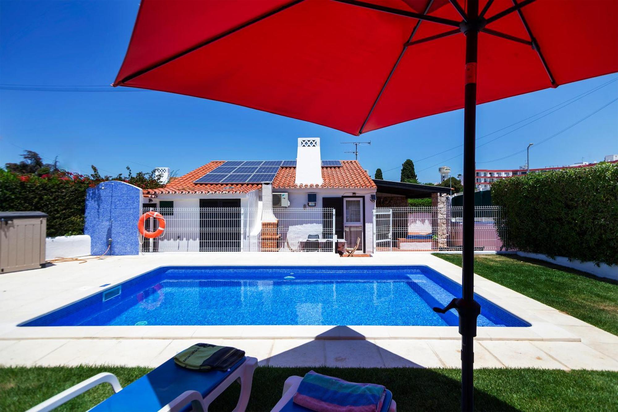 Lotus Villa, Villa