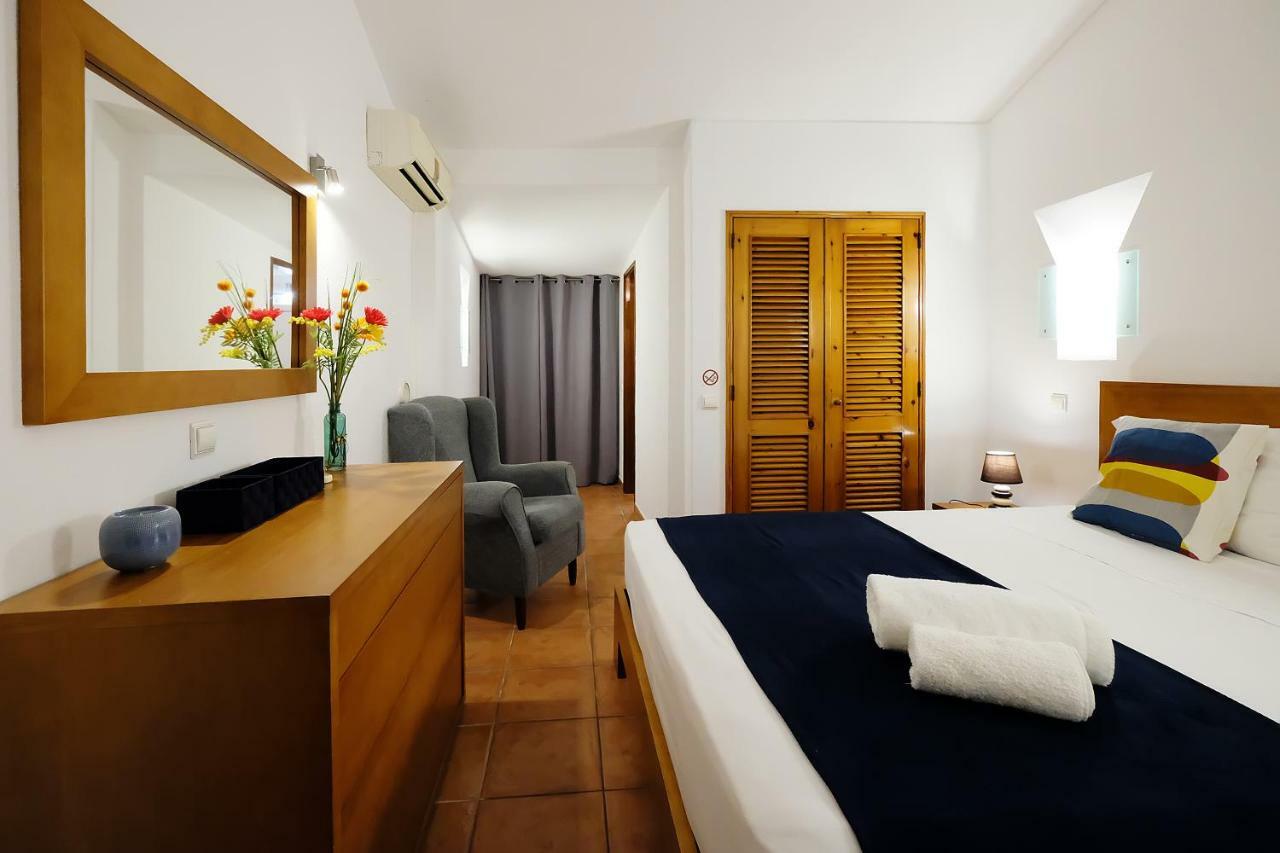 Lotus Villa,